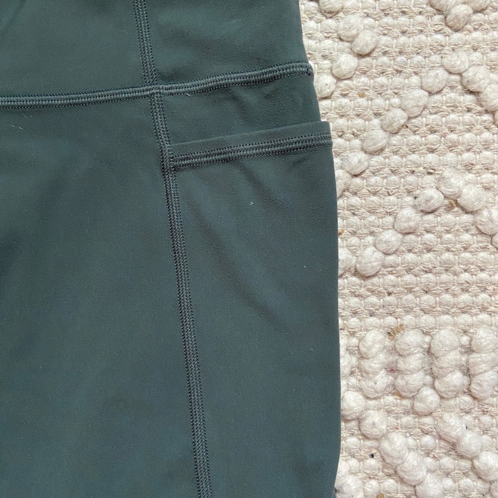 ATHLETA LEGGINGS - Picture 4 of 5